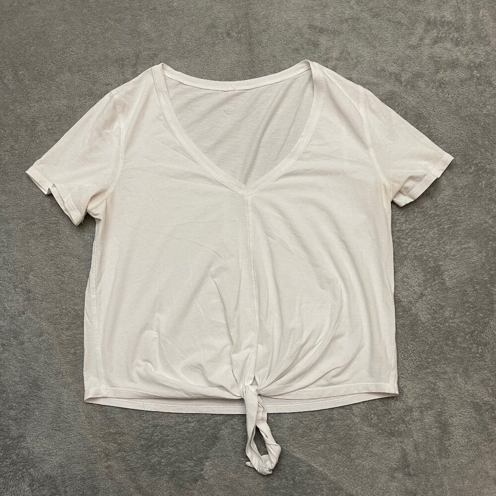 Lululemon Knot Gonna Fly V Neck Shirt with Tie Front White Size 6 No Tag
